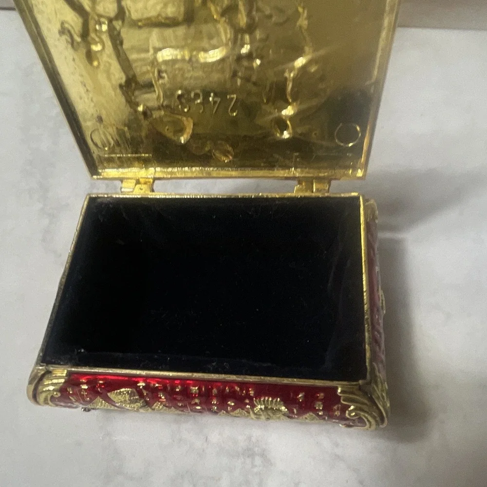N/A red gold